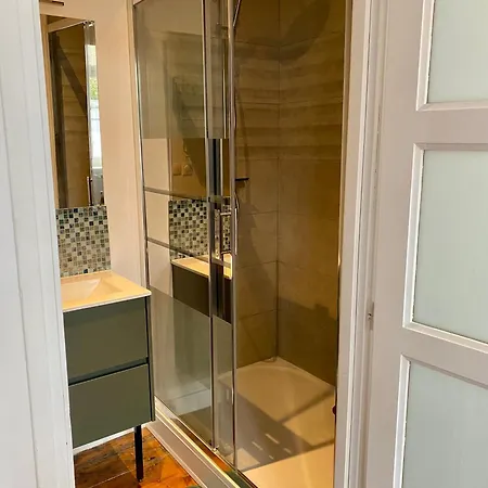 بيت للعطل De La Tour Carree