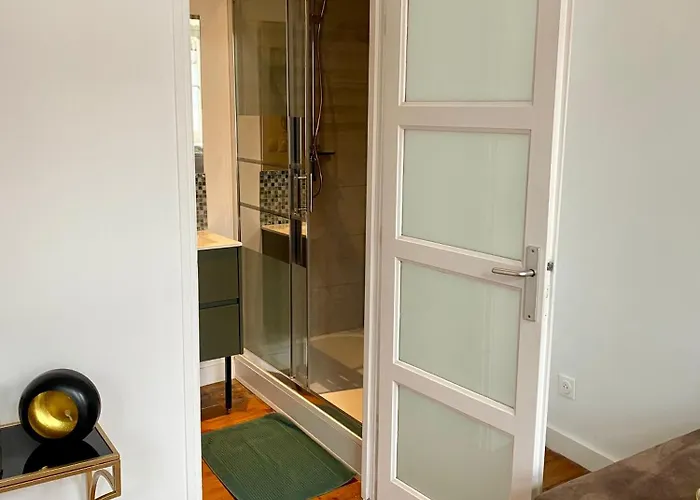 Hébergement de vacances De La Tour Carrée